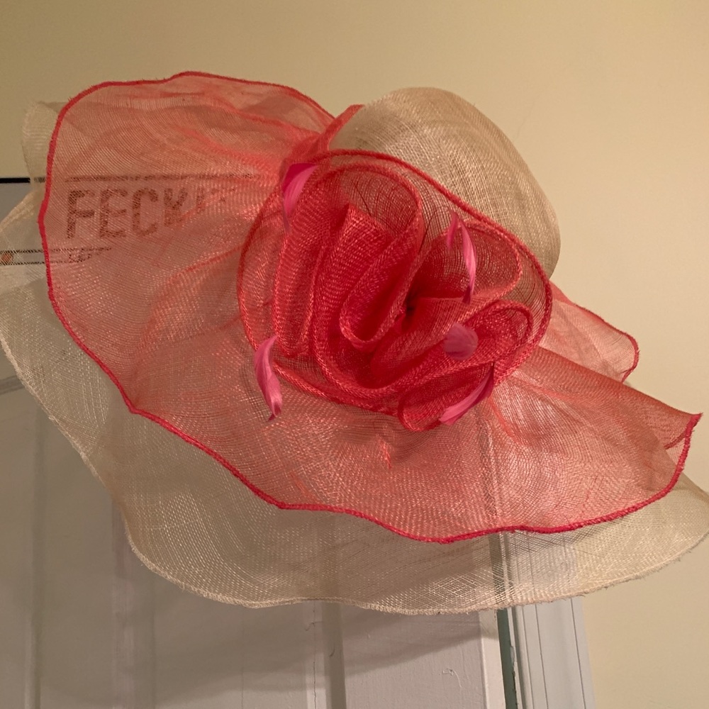 Oversized handcrafted horse racing hat